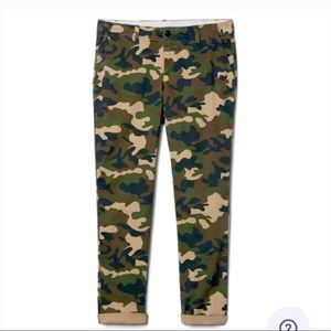 Gap Pants | Girlfriend Chino Olive Camo | Size: 10 |
